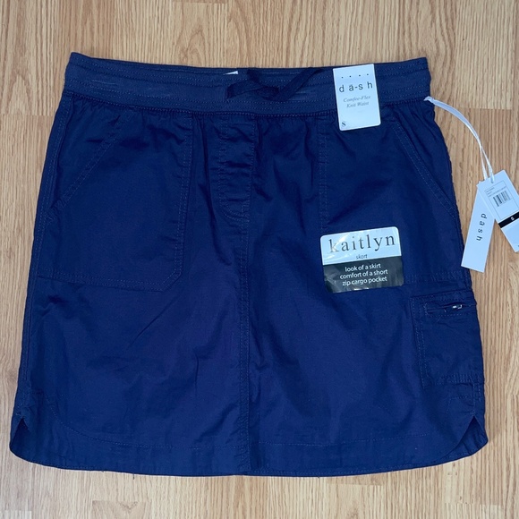 NWT Da-sh Navy Blue Comfee-Flex Knit Waist Kaitlyn Cargo Skort - Picture 2 of 5